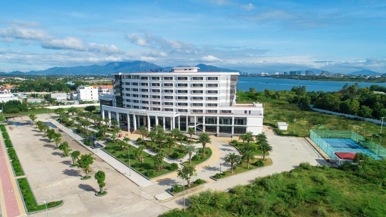 Navy Hotel Cam Ranh Exterior foto